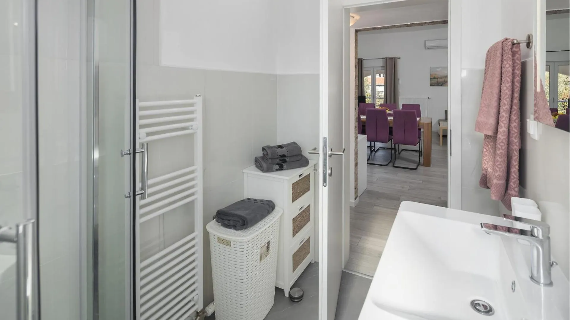 2 Bedroom Lovely Apartment In Nova Vas Nova Vas  0*, Nova Vas (Porec)